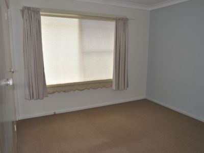 1A Cedar Court, Dubbo