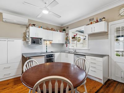 3 Beauty Point Road, Morisset