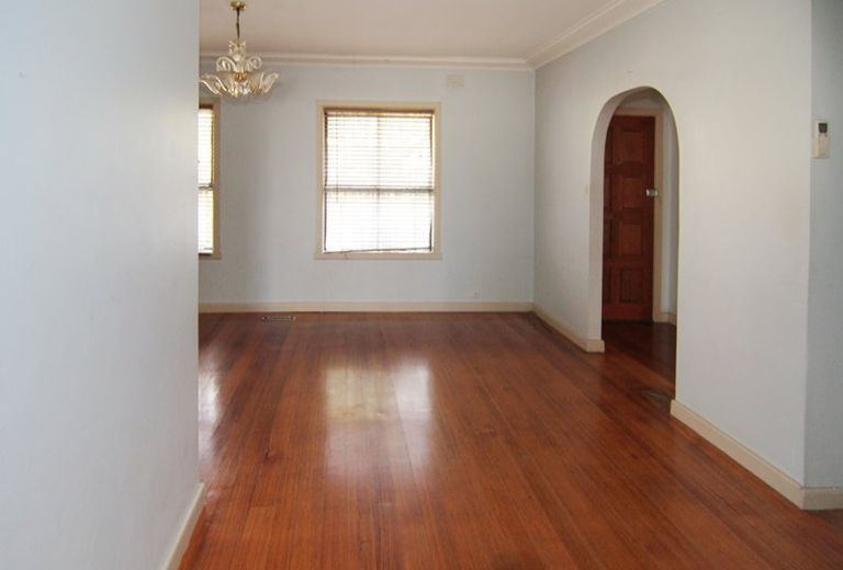 306 Blackburn Road, Glen Waverley