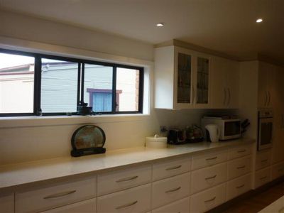 12 Crouch Street, Neville