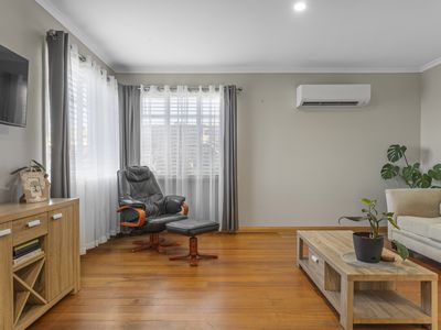 8 Bill Grove, Mowbray