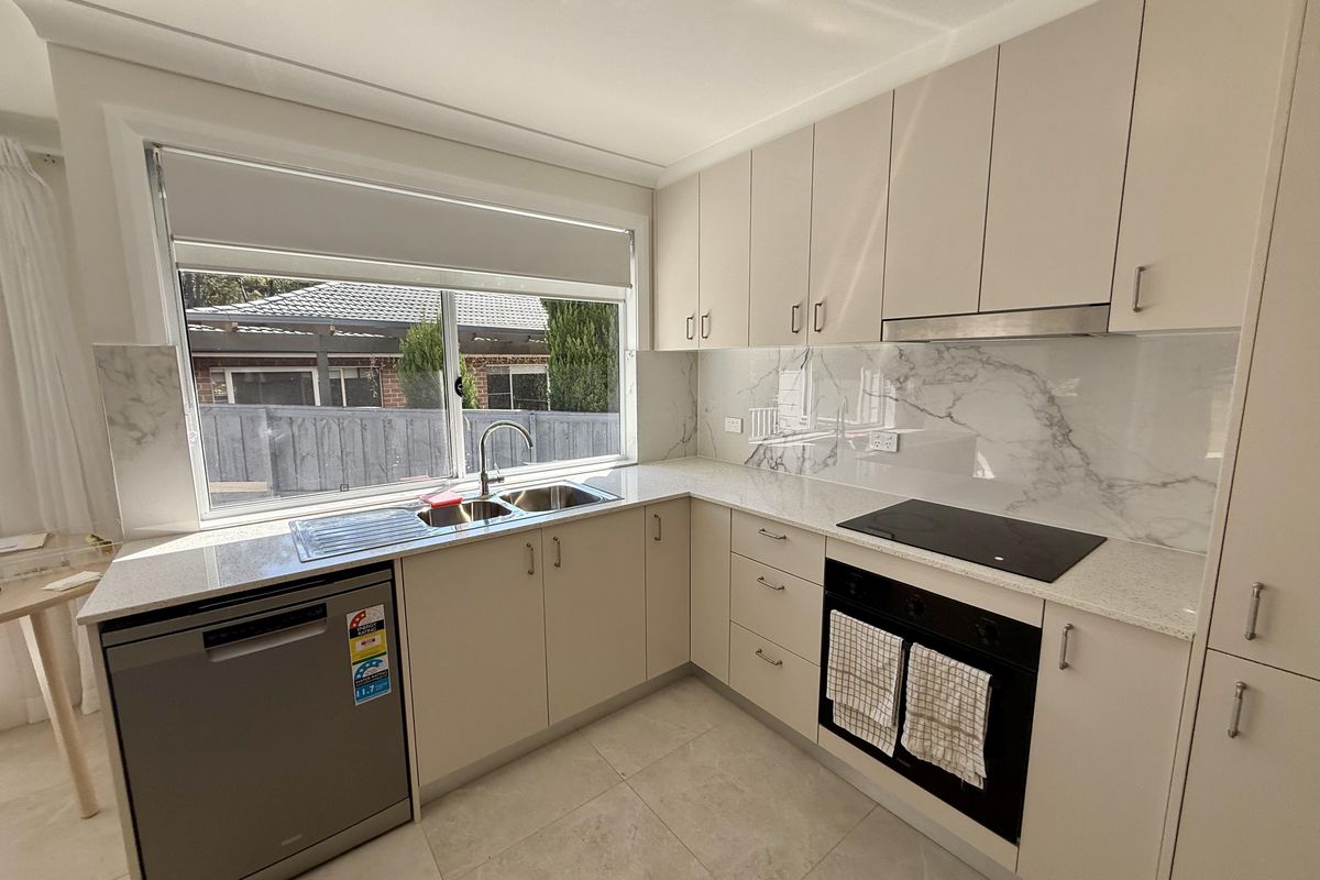 4A Lisa Crescent, Castle Hill