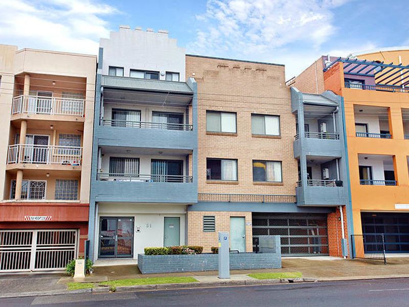 2 / 51 Bathurst Street, Liverpool