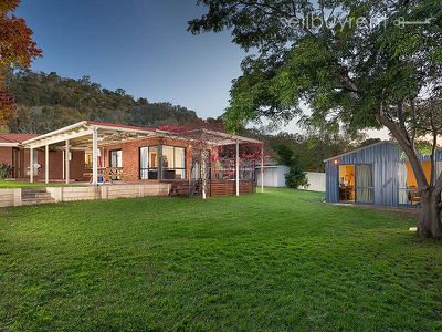 23 MCCULLOCH CRESCENT, Wodonga