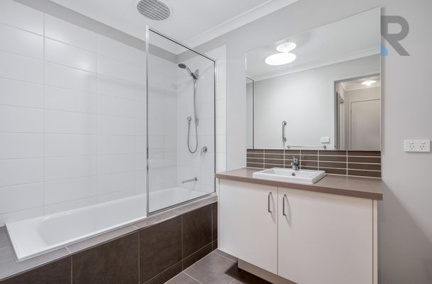 17 Bluebell Drive, Craigieburn