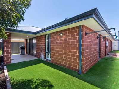 17 Wimbledon Drive, Piara Waters