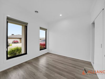 55 Malone Circuit, Deanside