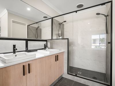 15 Flemington Drive, Baldivis