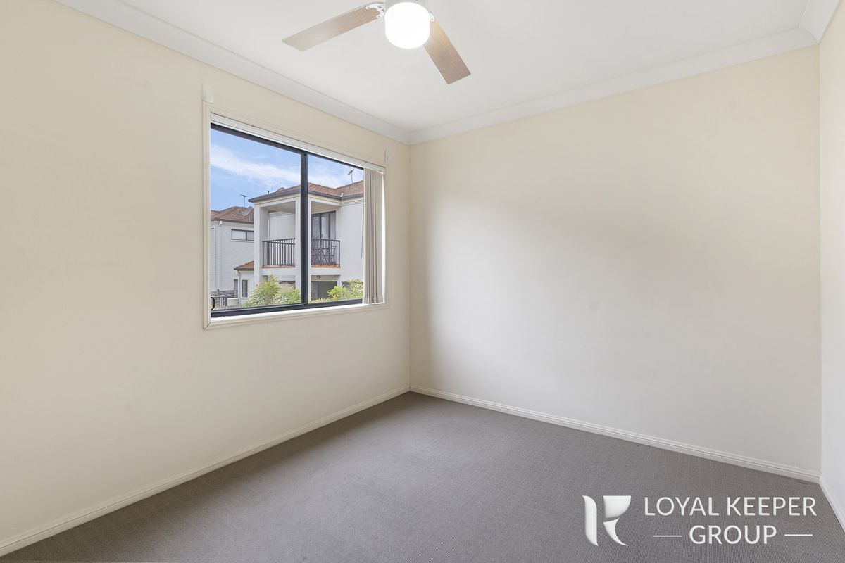 7 / 82 Daw Road, Runcorn