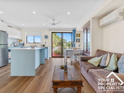 2 / 84 Chasselas Avenue, Eschol Park