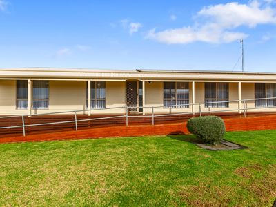 9 Clipper Court, Point Turton
