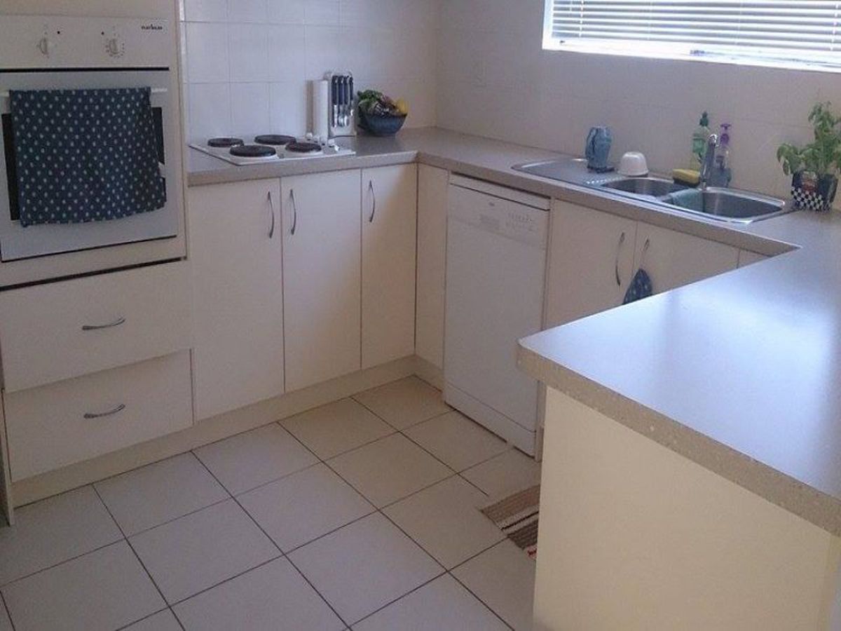 9 373 Esplanade, Scarness