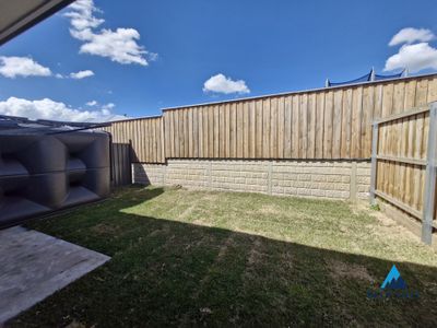 77 Malachite Street, Chisholm