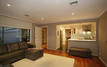 373 Beaconsfield/Emerald Road, Guys Hill