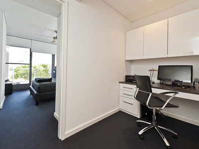 203 / 96 Bow River Crescent, Burswood