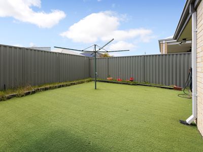 12 Gypsum Avenue, Harrisdale