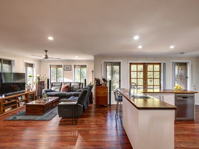 39 Tooma Drive, Riverglades