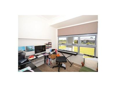 8 Dugong Avenue, Pialba