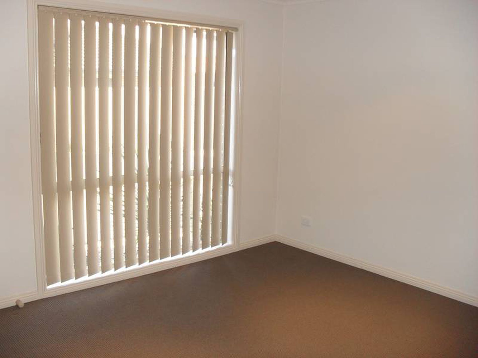 3/52-54 Grace Street South, Altona Meadows