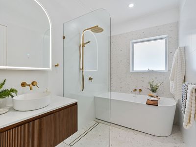 100 Weaponess Road, Wembley Downs