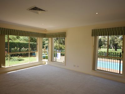 16 Hillcrest Place, Dubbo
