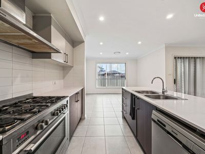 82 Jamboree Avenue, Denham Court