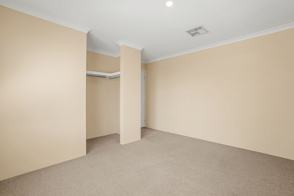 13 Valheru Avenue, Rockingham