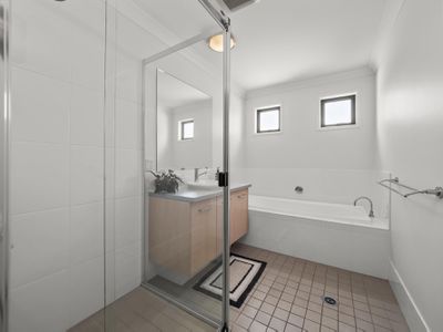 38 Nova Place, Carina