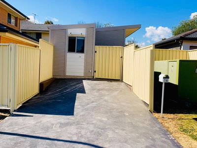 1A Jonah Street, Stanhope Gardens