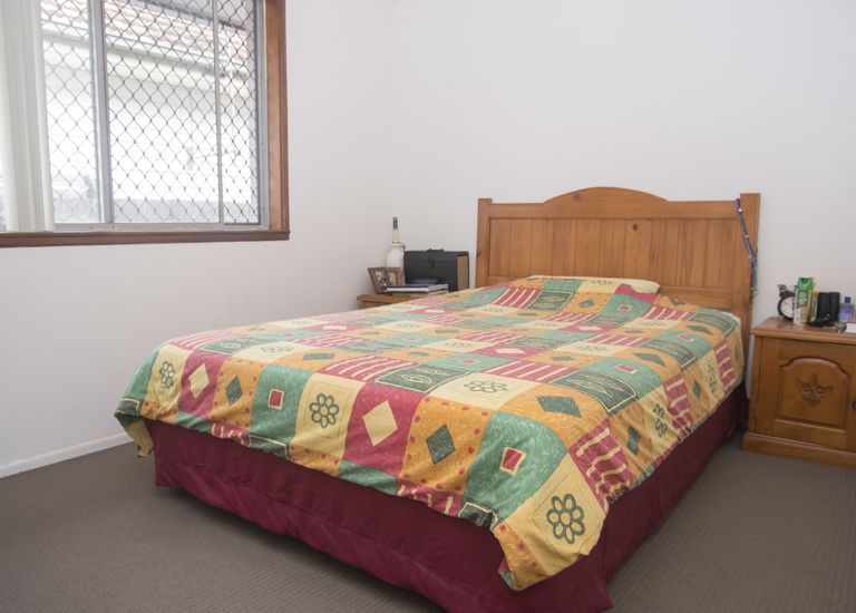 136 Ashford Avenue, Milperra