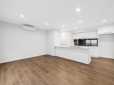 28 Spector Walk, Werribee