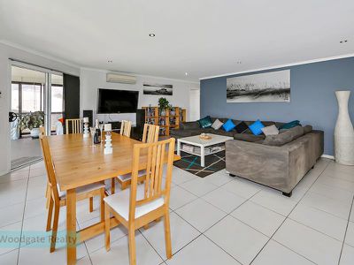 25 Coral Sea Dr, Woodgate