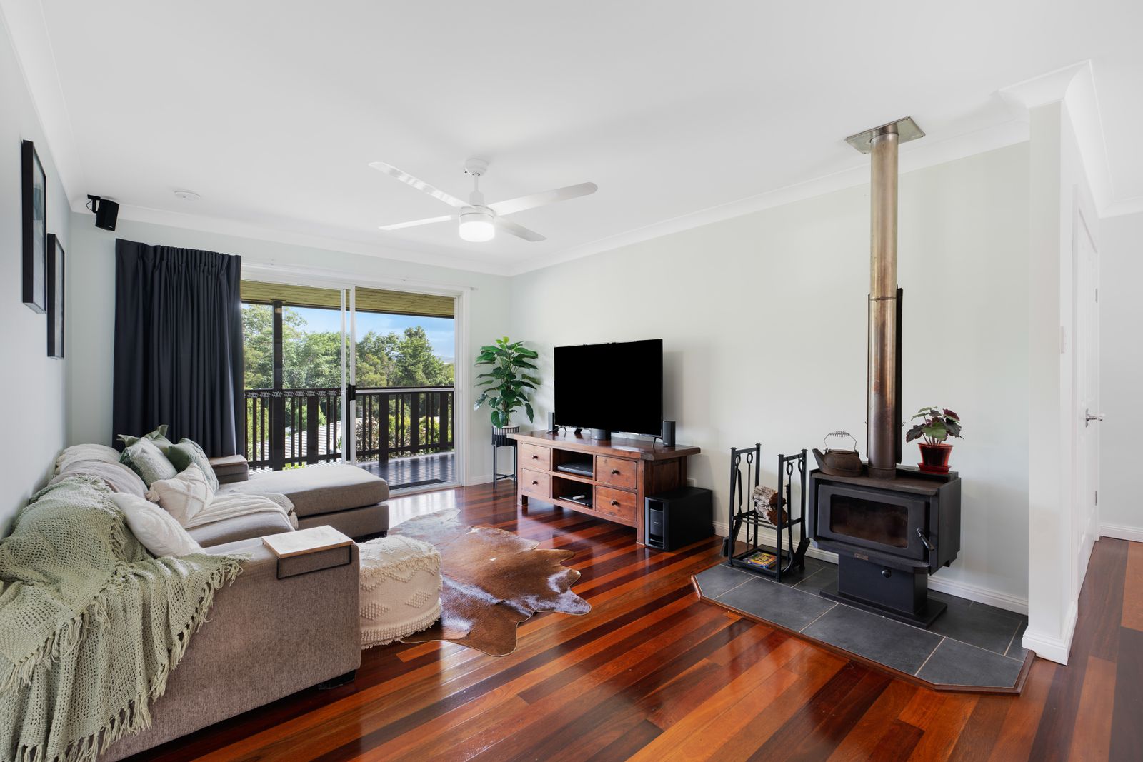 Photo 15 of 38, 44 Upper Wakefield Street, Woombye
