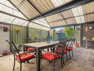 35 Bramley Way, Bibra Lake