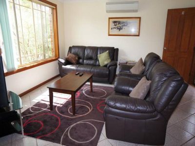 1 / 4 Bowral St, Hawks Nest