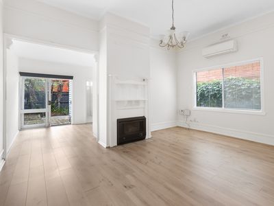 52 Raleigh Street, Footscray