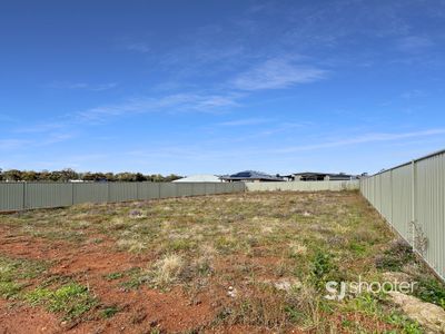 9 Kirkwood Place, Dubbo
