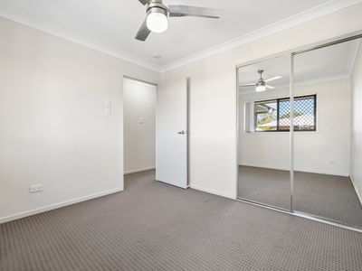 2 / 62 Sophie Place, Doolandella