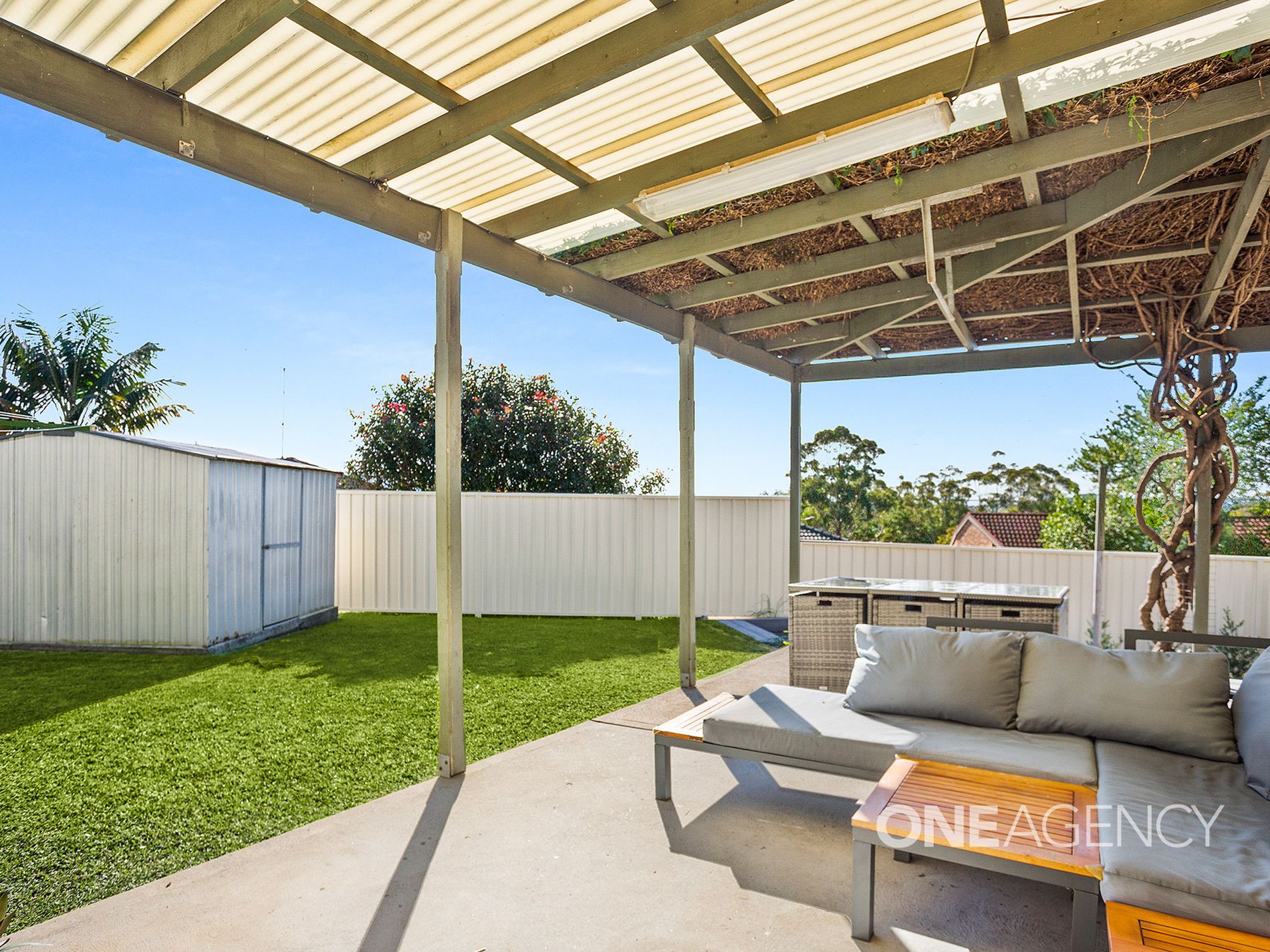 2 / 9 Abercrombie Crescent, Albion Park
