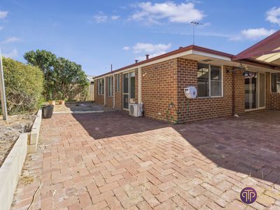 12 Waterlily Close, Huntingdale