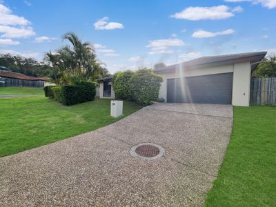 1 Gould Place, Pacific Pines