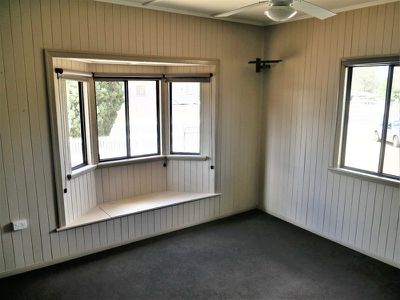 8 Henry Street, Kingaroy
