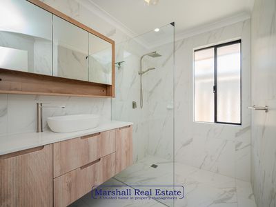 5 Kinta Way, Tapping