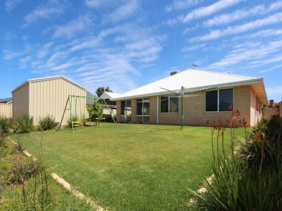 10 Henderson Drive, Kalgoorlie