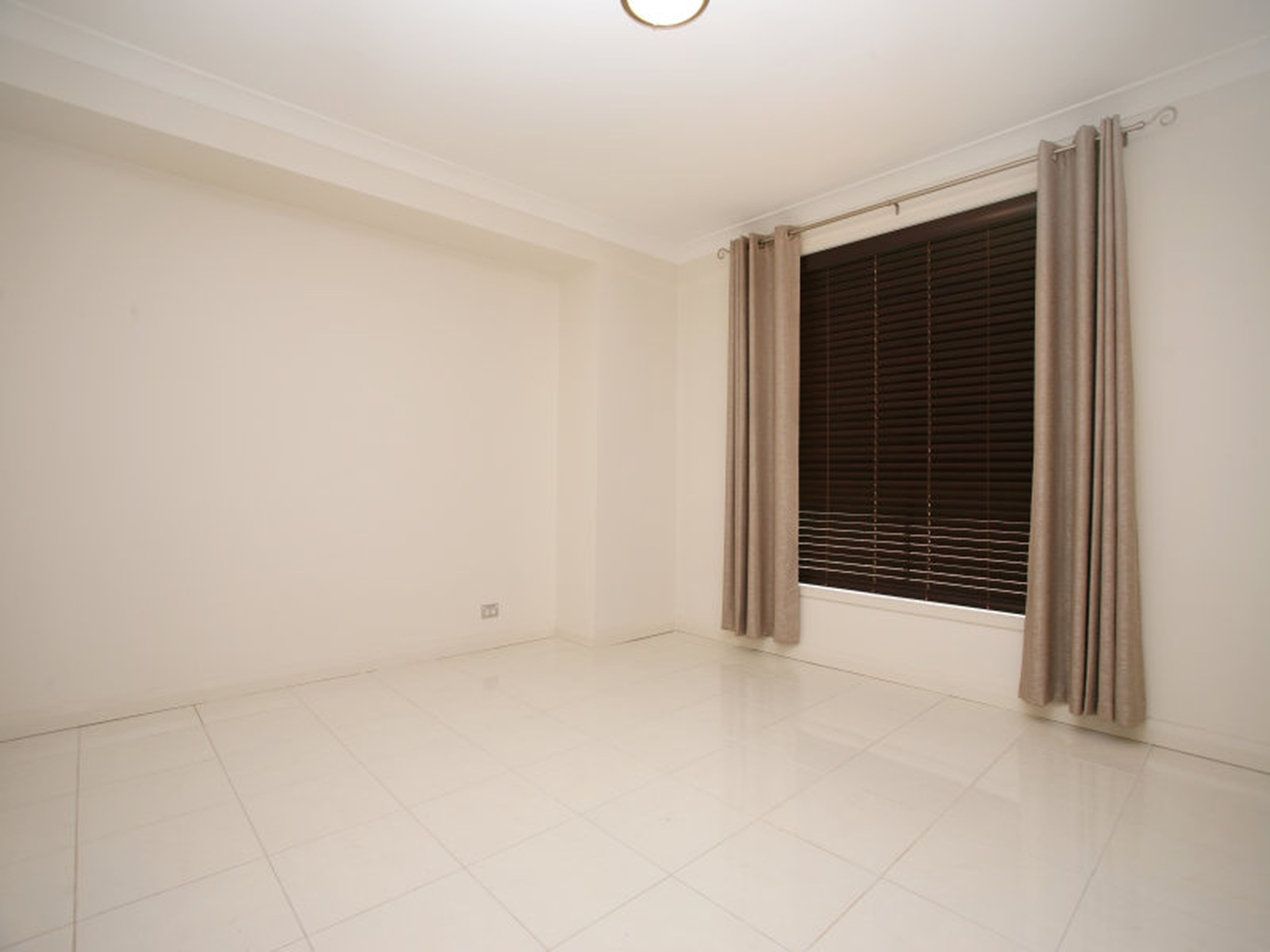 11 Linara Circuit,, GLENMORE PARK