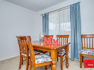 24 Rag Holmes Street, Macgregor