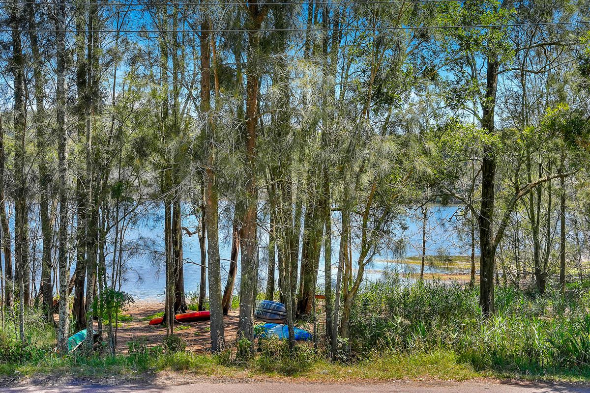 28 Lakeside Drive, Macmasters Beach