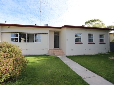 12 Pearce Crescent, Mount Gambier