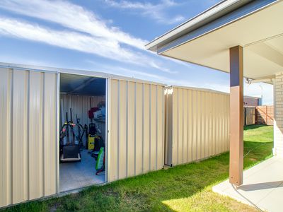 27 Blaxland Road, Urraween