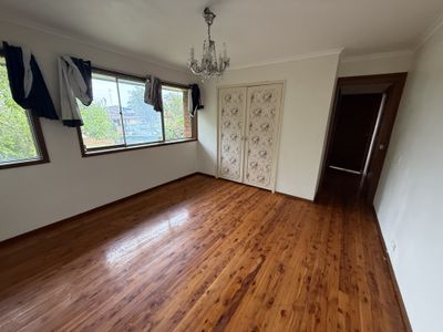115 The Parkway, Bradbury
